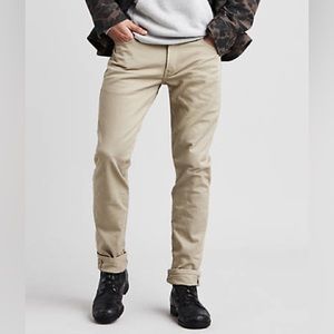 Tan Levi 511s 30 X 32